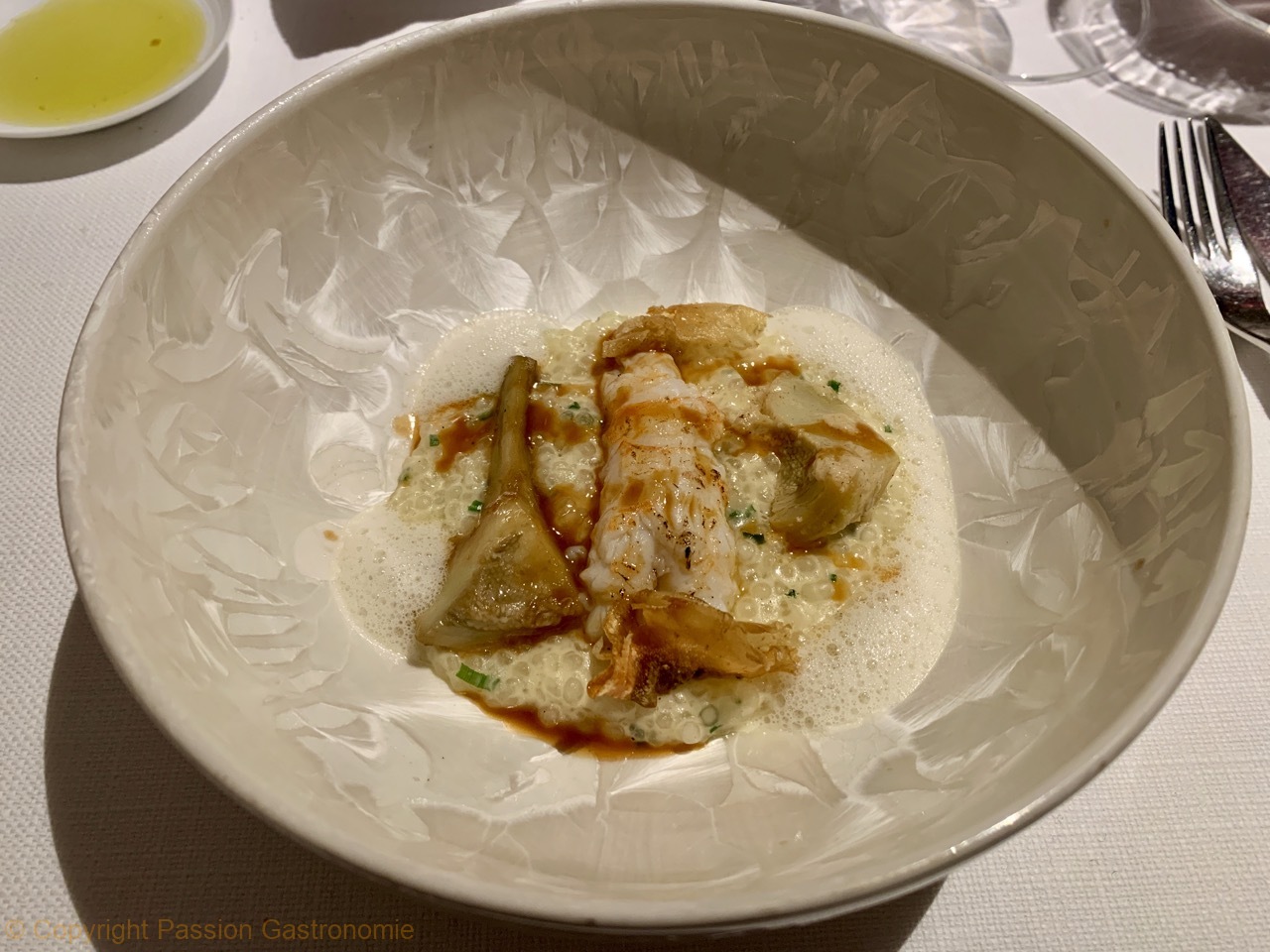 Restaurant Attablez-Vous - Langoustine Bretonne, artichaut, parmesan, risotto tapioca