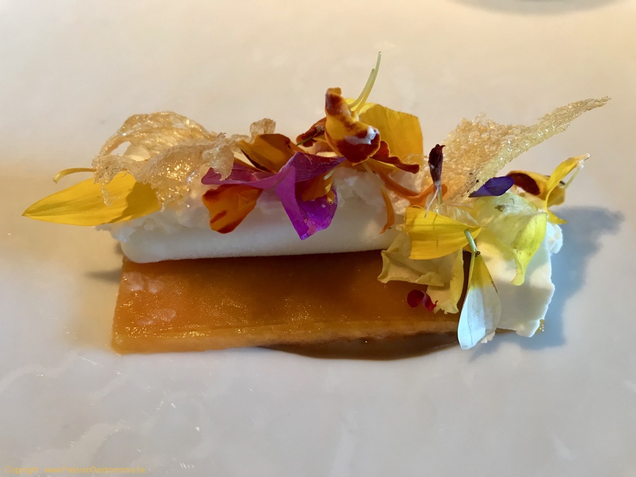 Restaurant Celler de Can Roca - Mel i mato : confiture de miel, gelée d'abricot, glace au mato, crème de mato, caramel de miel