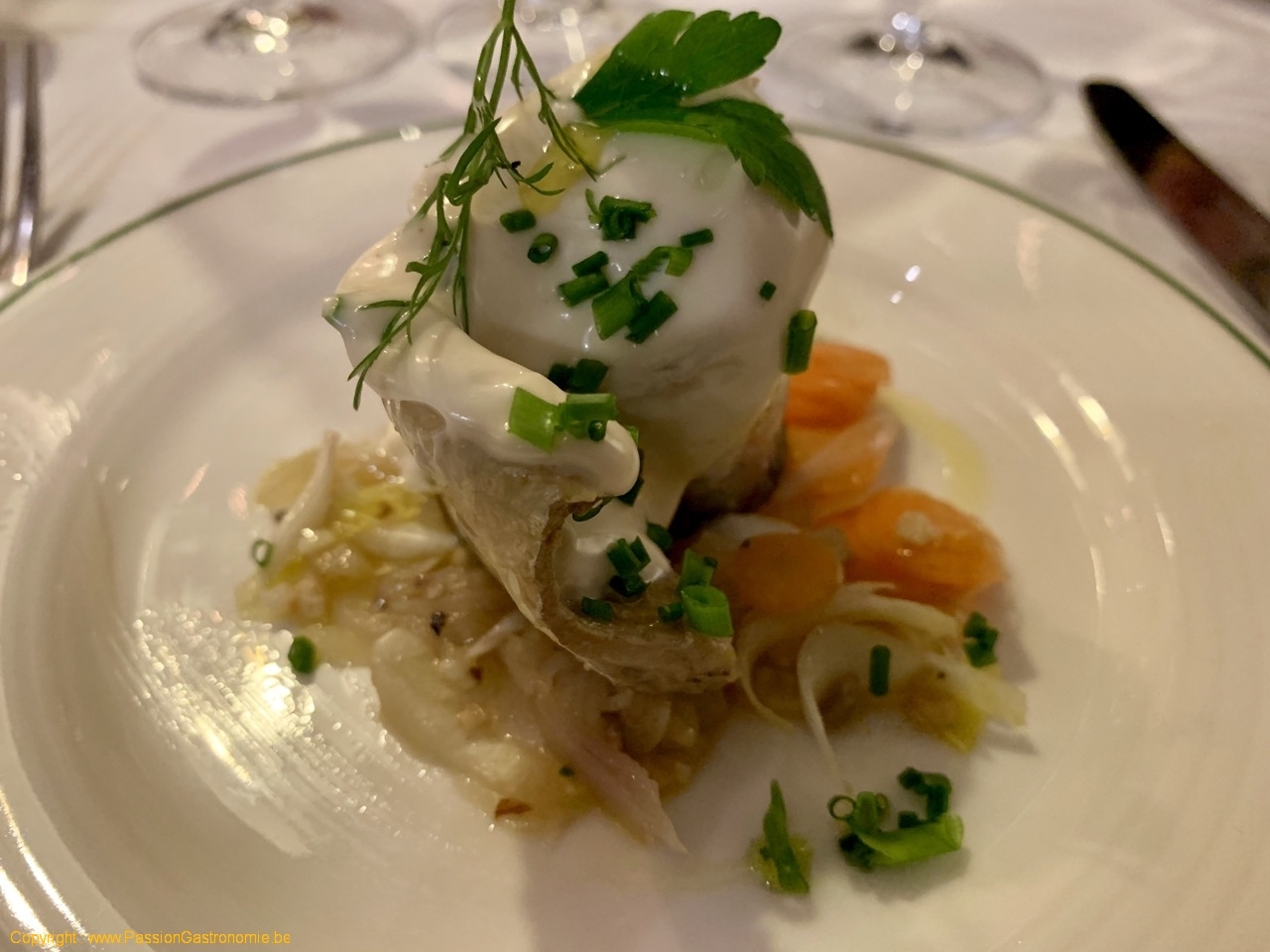 Restaurant Le Fou est Belge - Rollmops et sa marinière de légumes